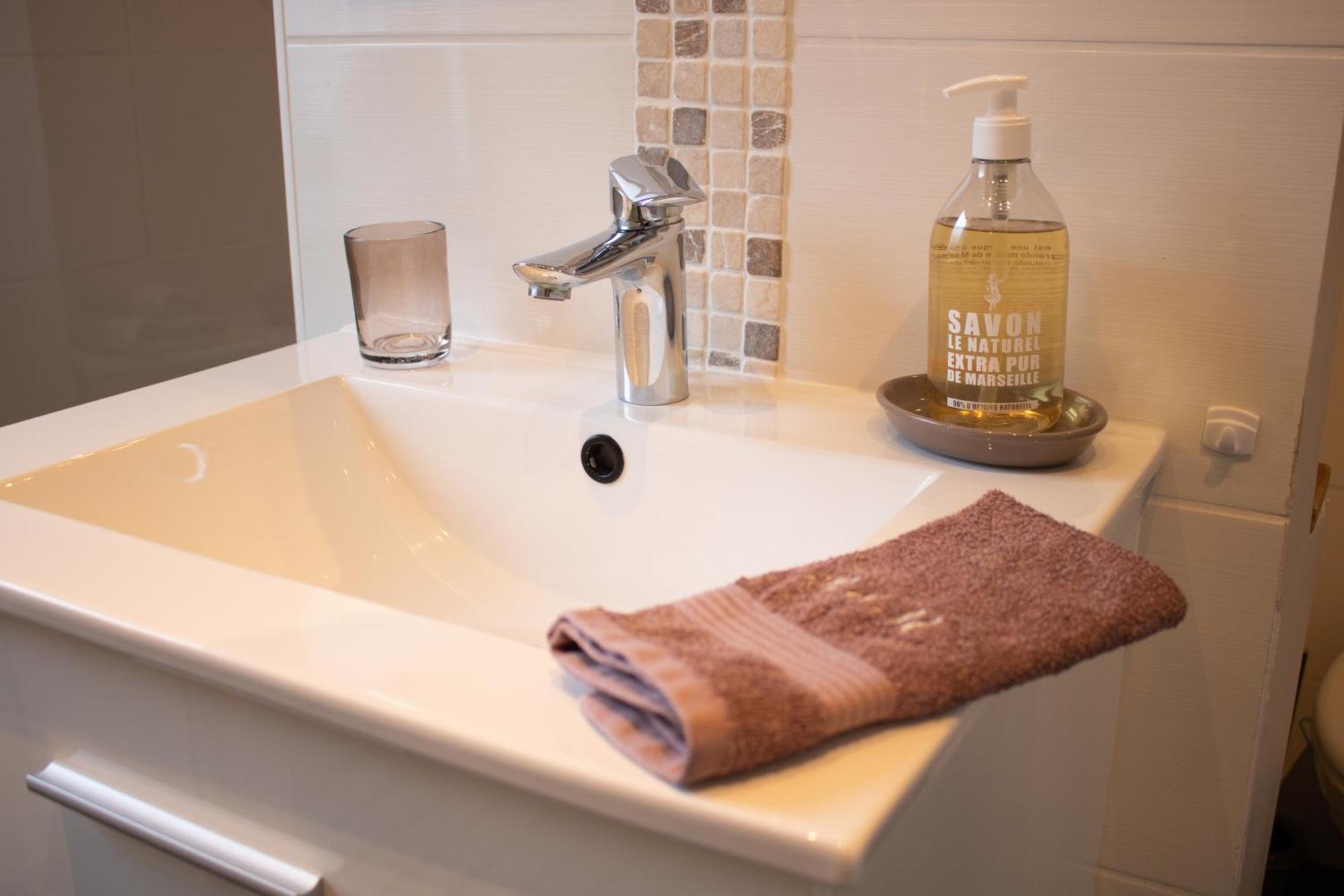 Chez Rozenn Et Mewen Apartment Romanswiller Bagian luar foto